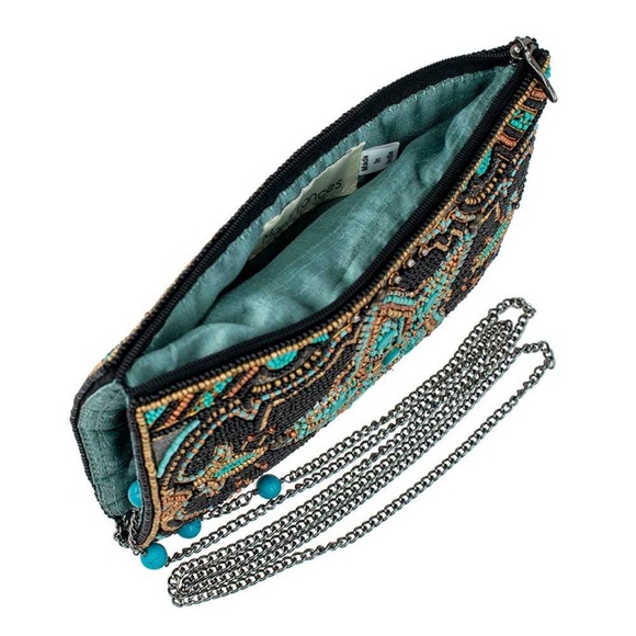 Mary Frances Lone Star Beaded Crossbody Phone Bag - Picture 5 of 8